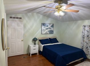 9020 Fairglade Dr S, Jacksonville, FL 32221