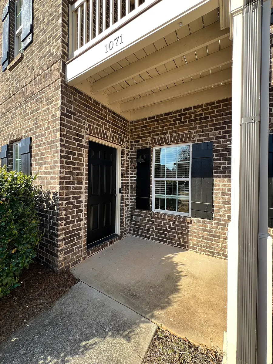 Building Photo - 1071 Middleton Ln