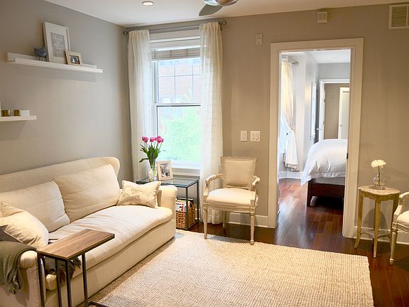 2nd image of 1519 Pine St #9