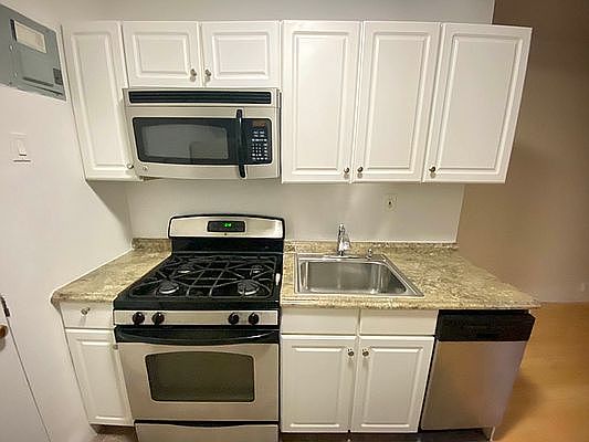 2nd image of 118-18 Metro Ave #4DD