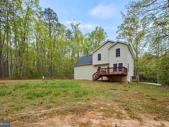 4th image of 11104 Sabre Ct