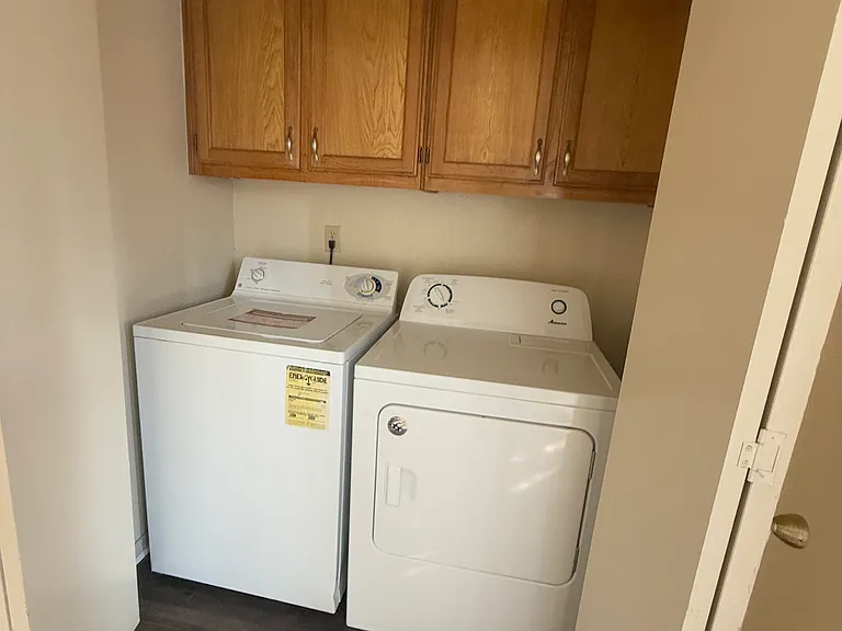 721 Avenue A #7 — Photo 7