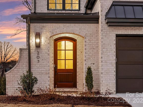 3rd image of 207 Audrey Place Ln