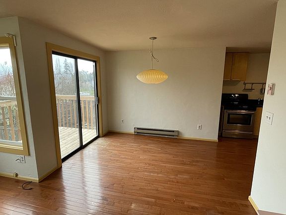 3rd image of 5054 49th Ave S