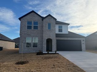 2411 Max Dr, Bentonville, AR 72713