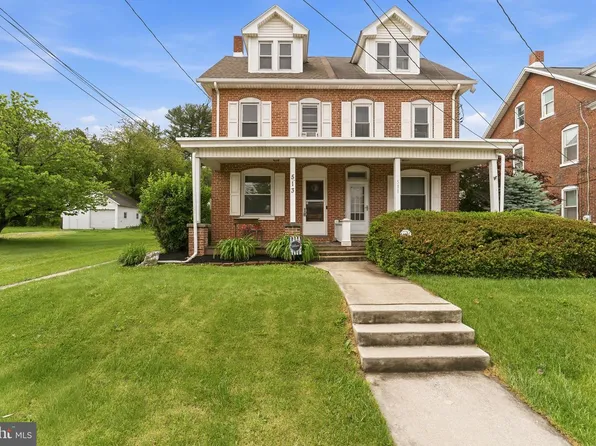 513 S 3rd St, Lemoyne, PA 17043