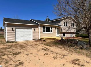 2579 Voice Rd, Kingsley, MI 49649