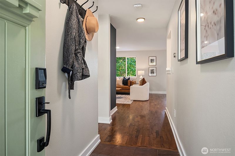 2nd image of 5245 45th Avenue SW