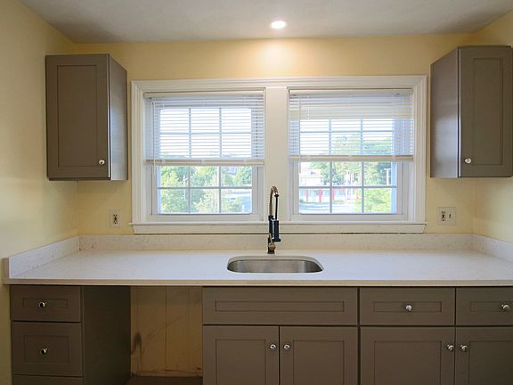 Kitchen (dishwasher now installed)