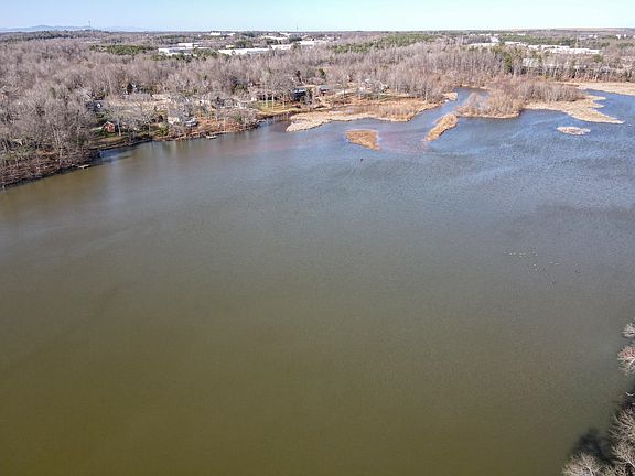 4th image of 436/438 Berry Shoals Rd