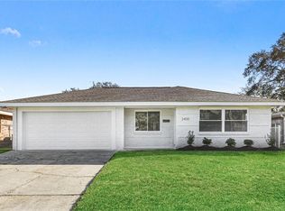 2400 Somerset Dr, New Orleans, LA 70131