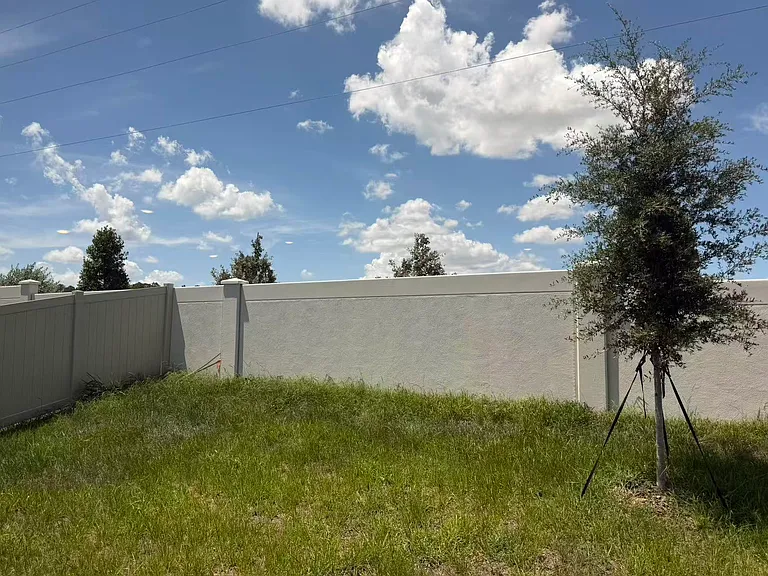 391 Artemis St — Photo 13