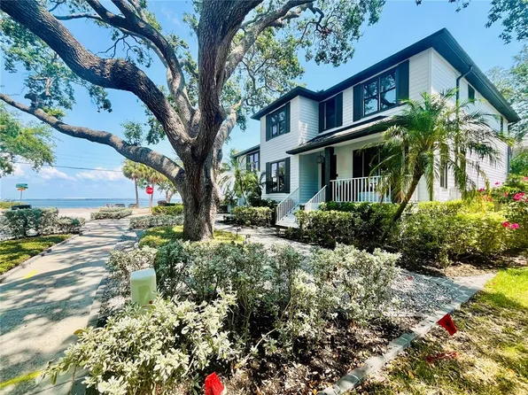 2802 Northpointe Ln, Tampa, FL 33611