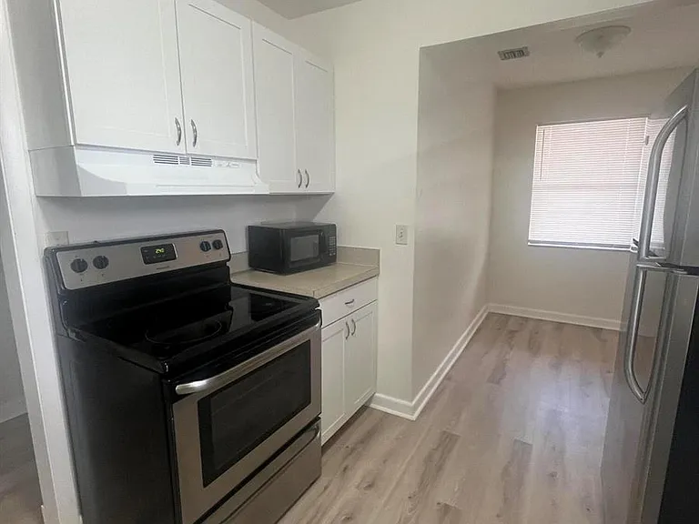 5975 Forest Hill Blvd #201 — Photo 5