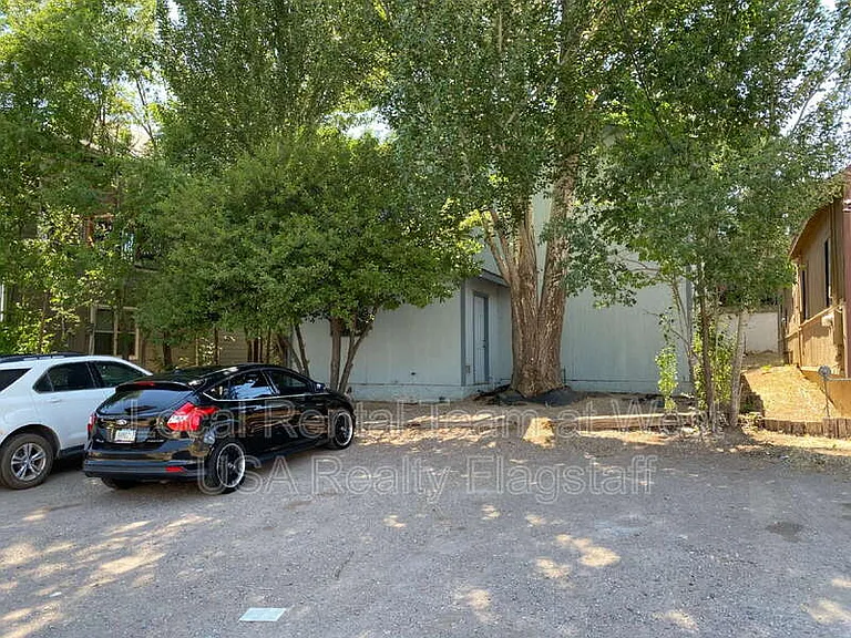 625 S Fountaine St #A — Photo 15
