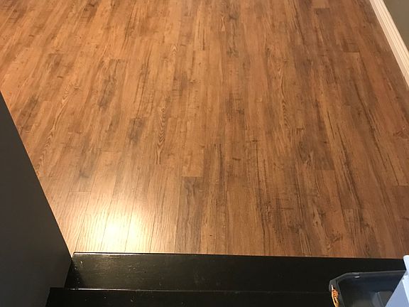 3rd image of 33 Sandalwood Cir