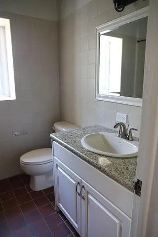 8-UNIT-2 Hope Est — Photo 11