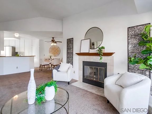 4th image of 7044 Camino Degrazia Unit 227