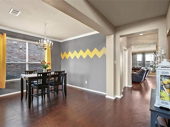 5th image of 1052 Pelican Dr
