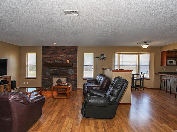 3rd image of 3615 S 213 East Ave