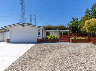 383 Greenlake Dr, Sunnyvale, CA 94089
