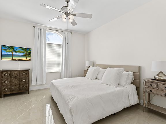 5th image of 5035 Harmony Cir #1
