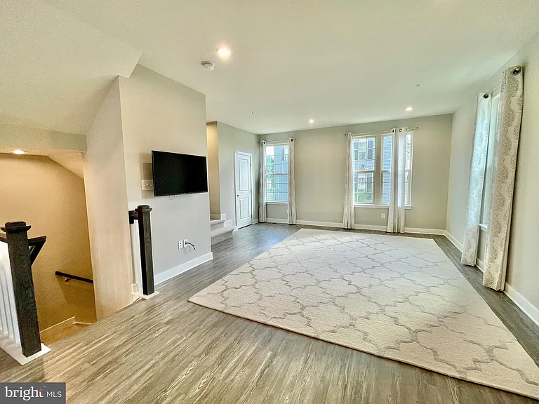 9537 Tall Oaks Rd — Photo 23