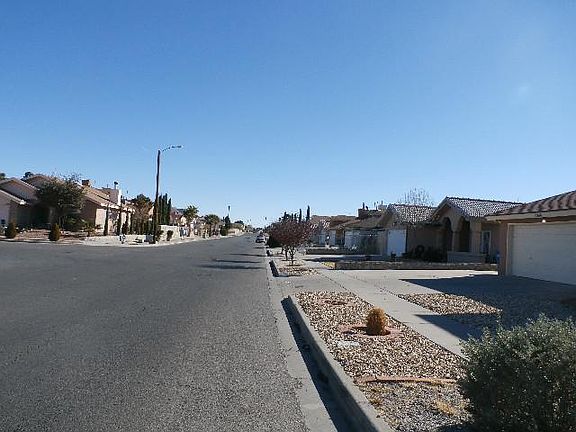5th image of 11812 Francis Scobee Dr