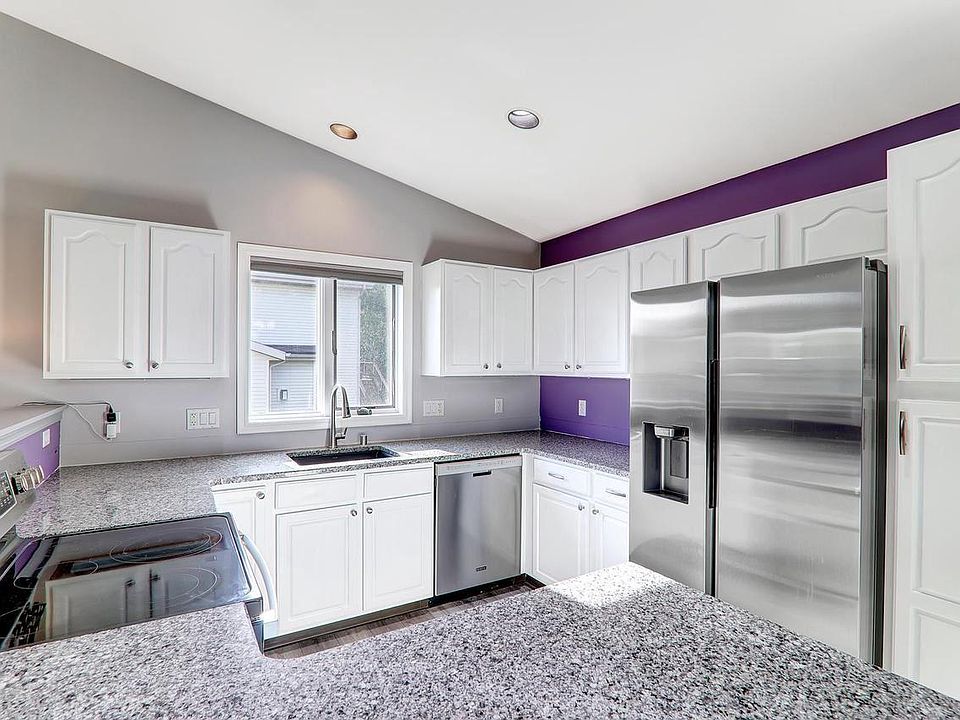 2nd image of 2161 Fort Belvoir Dr