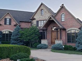 29806 E Windmill Ridge Ln, Lees Summit, MO 64086