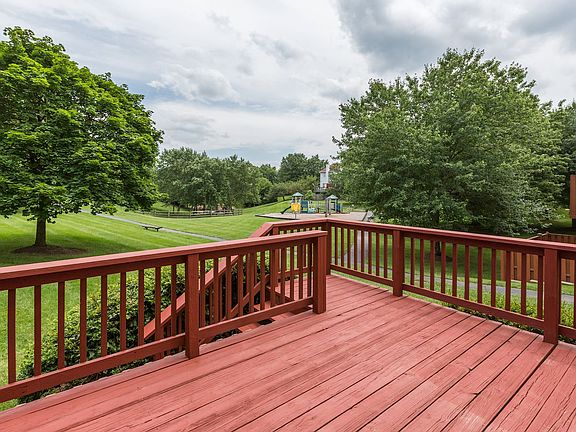 Deck Backs to Common Area!
