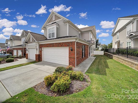 2nd image of 44421 Oriole Dr Unit 203
