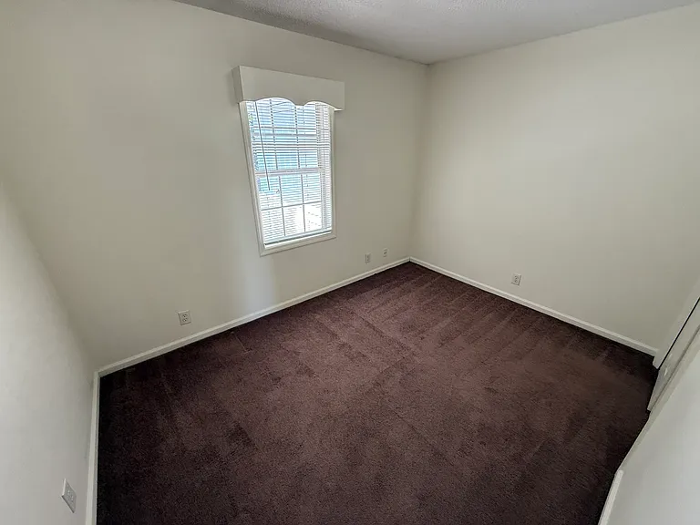 265 Five Points Rd #A — Photo 12