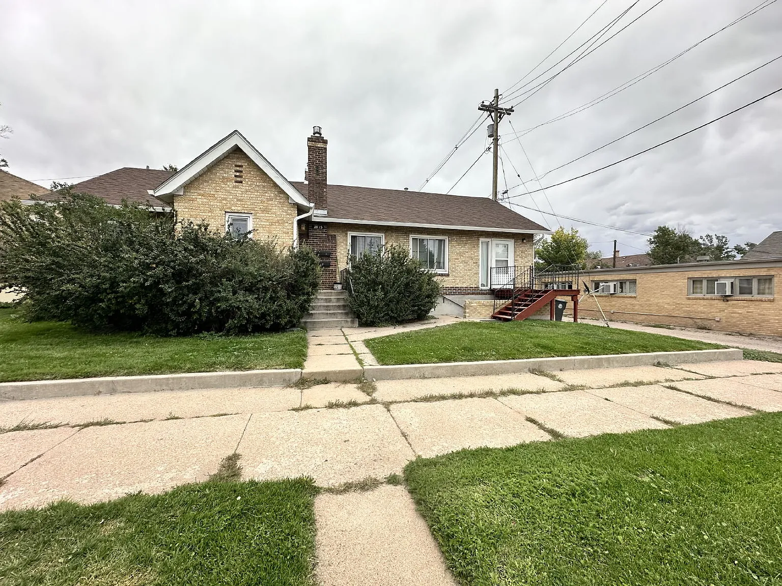 2 bed, 1.0 bath, 791 sqft, $1,350 — Photo 2