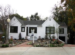 1496 Cheviotdale Dr, Pasadena, CA 91105