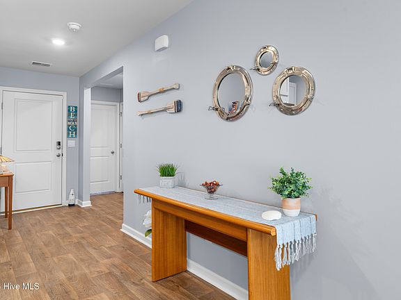 4th image of 776 Buckeye Road NE