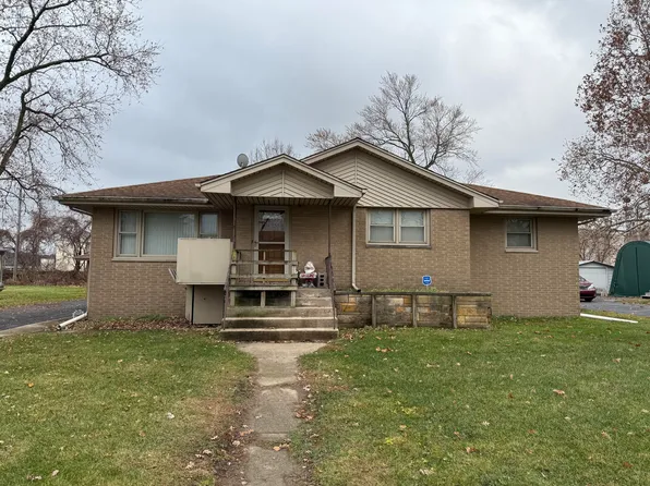305 W 35th Ave, Griffith, IN 46319