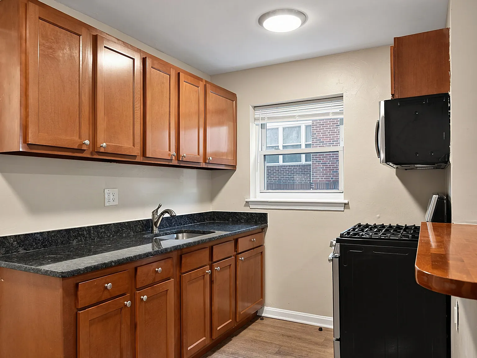 1 bed, $1,500 — Photo 3