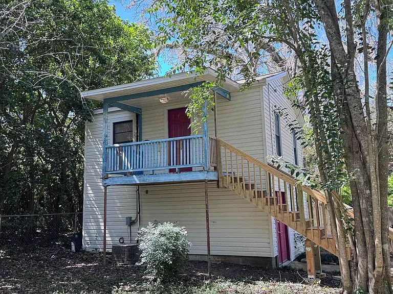 817 N Forest Dr — Photo 2