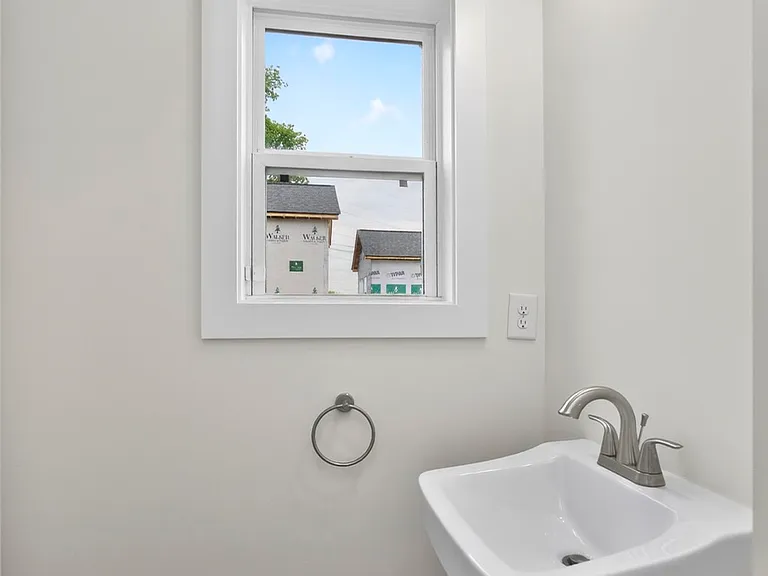 7 Decatur St — Photo 14