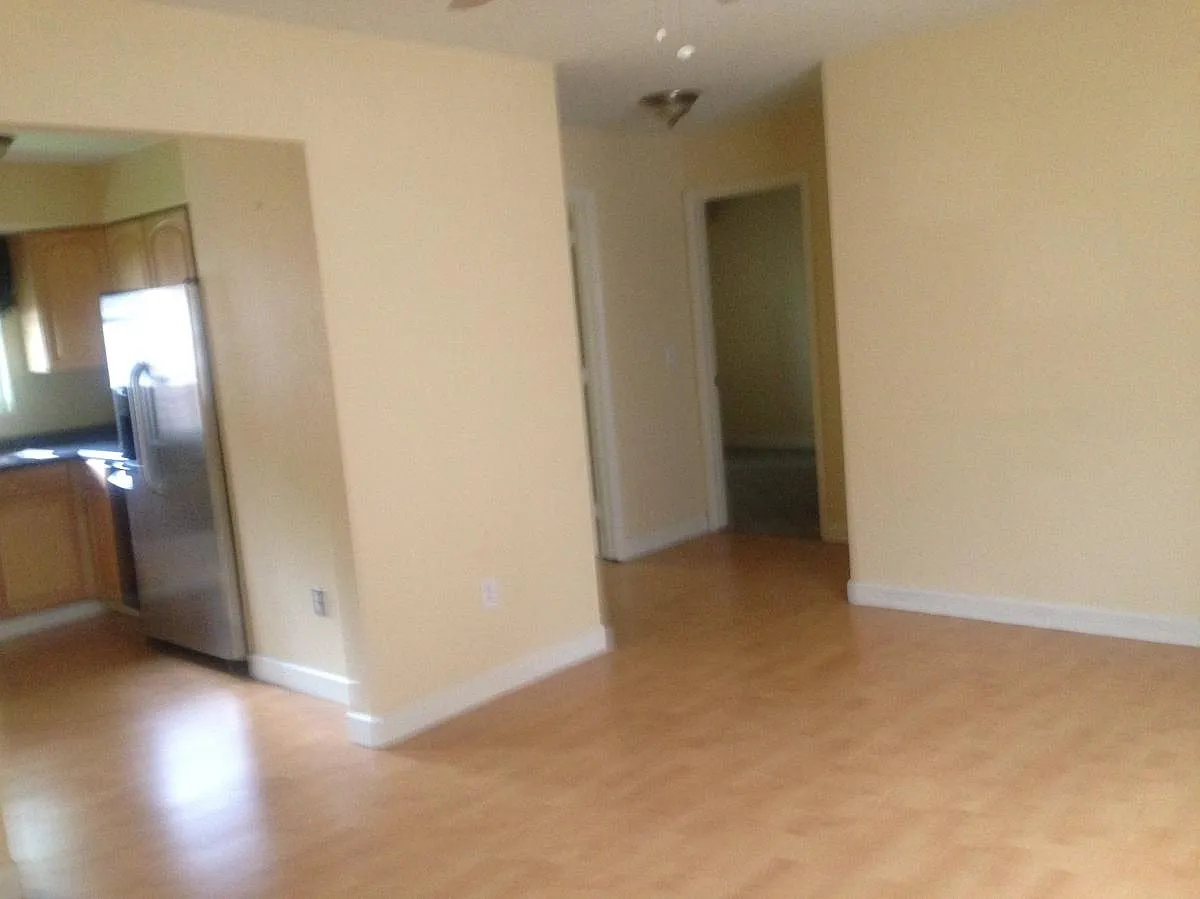3532 Wood St — Photo 4