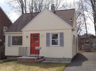 614 Demong Dr, Syracuse, NY 13214