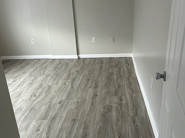 4700 Westgrove St #5 — Photo 3