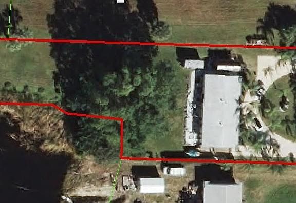2nd image of 5501 Lakeshore Dr