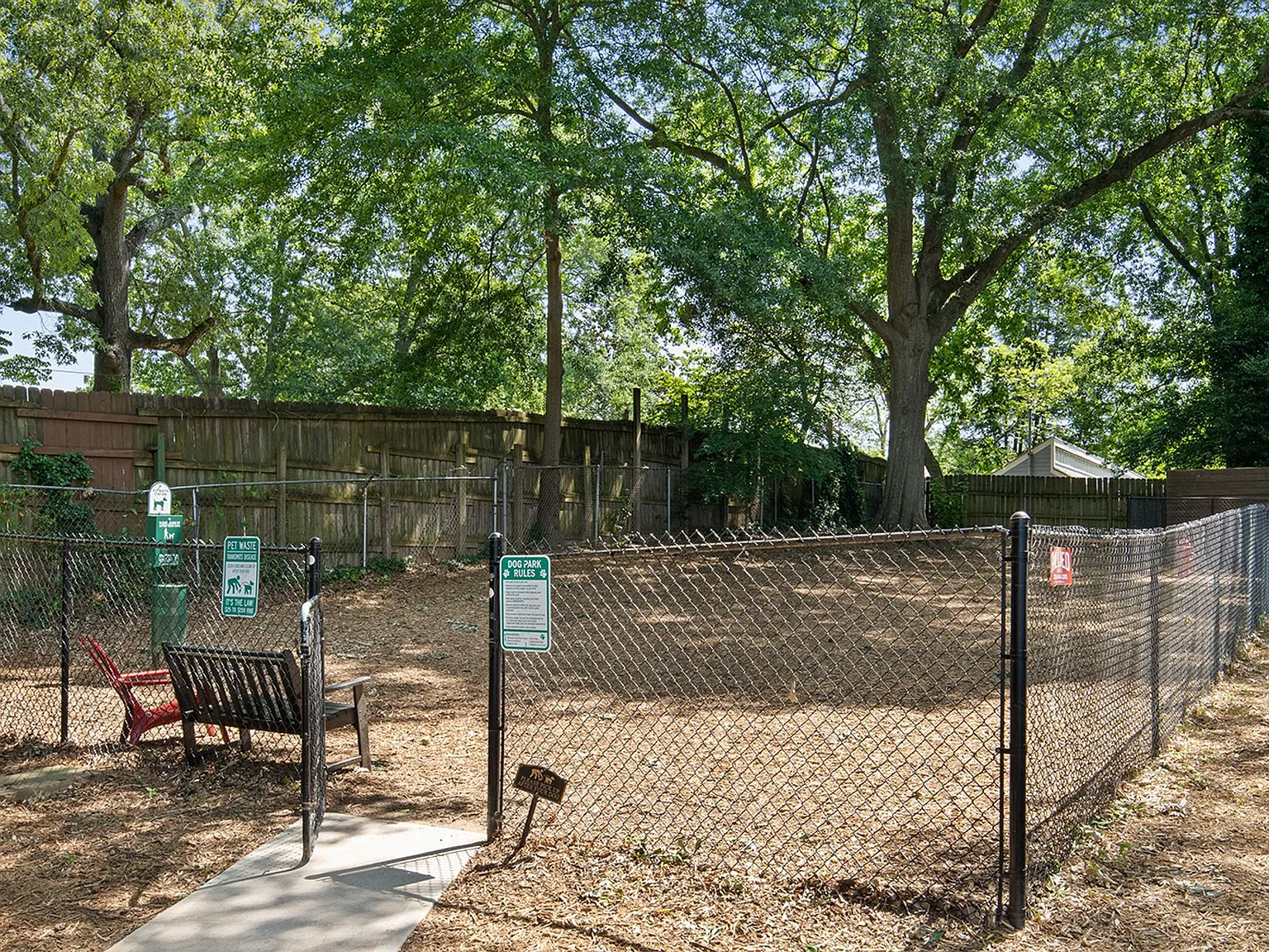 Oak Pointe Apartments — Photo 3
