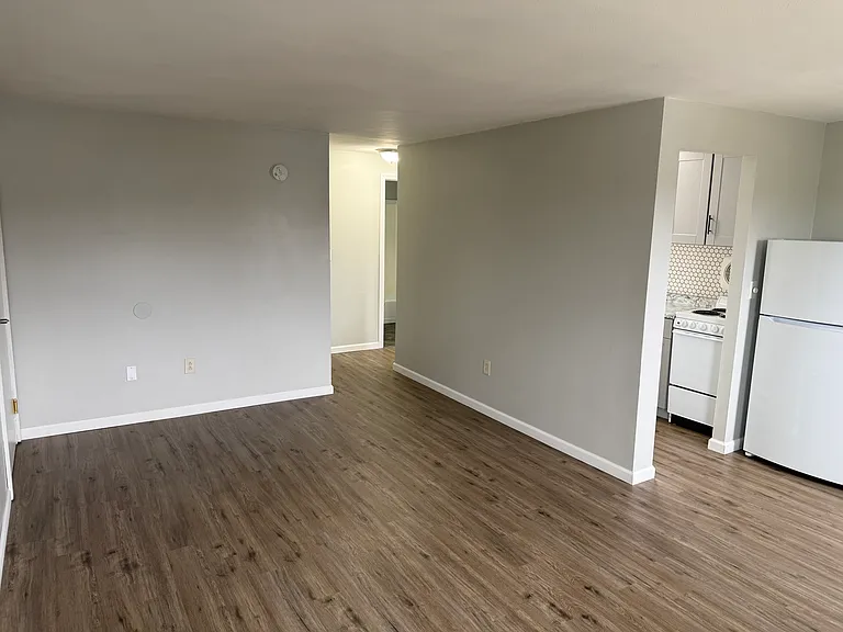 262 Jefferson Ave #2 — Photo 3