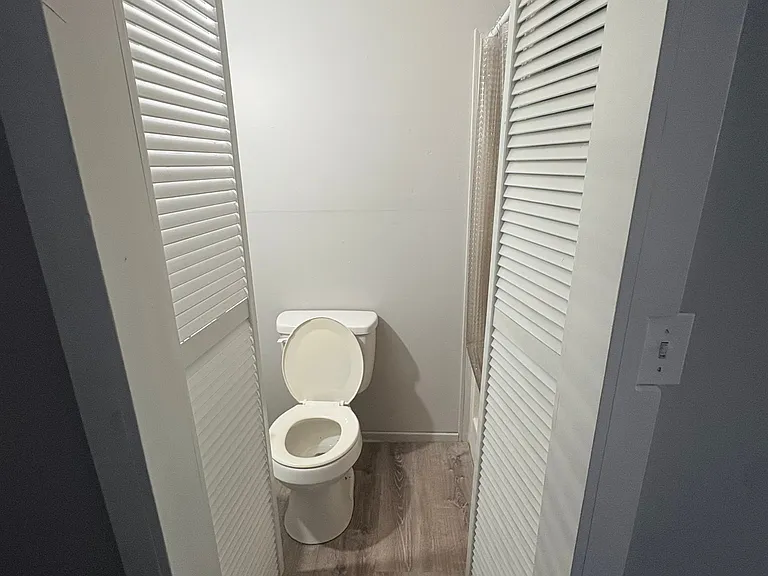 53 Whitney St #1L — Photo 8