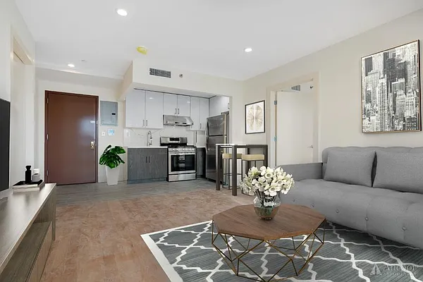 Rented by Anchor Associates | media 15