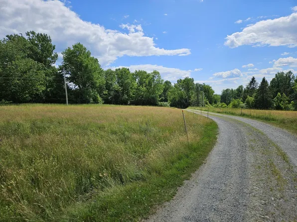63 Fisher Road, Holden, ME 04429