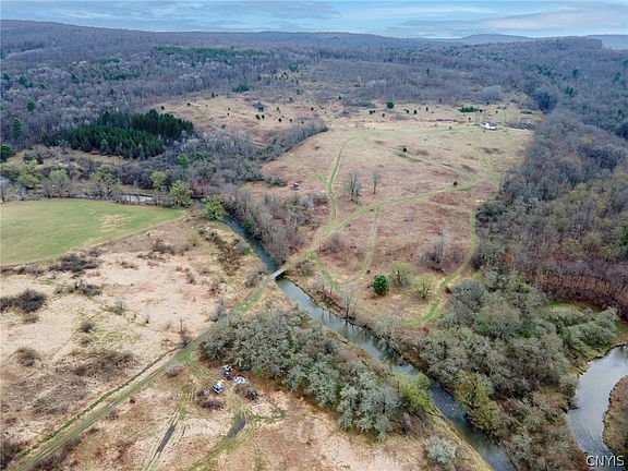 4th image of Merrill Creek Rd